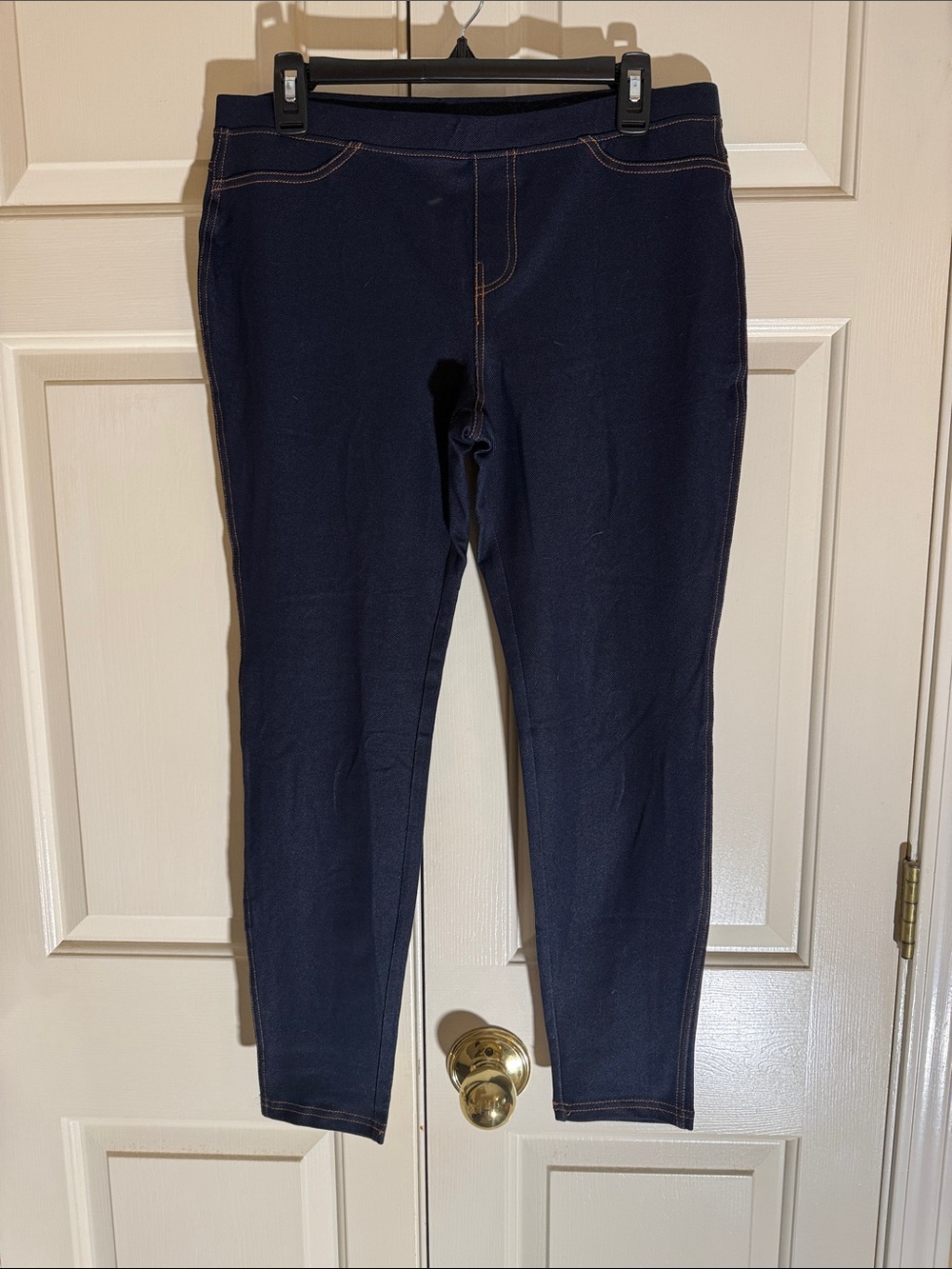 Navy Women’s Stretch Jeggings with Contrast Stitching